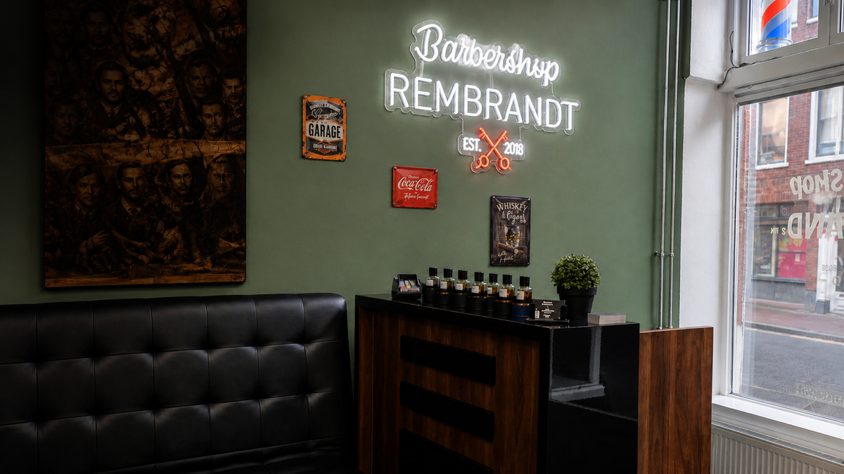 Barbershop neon